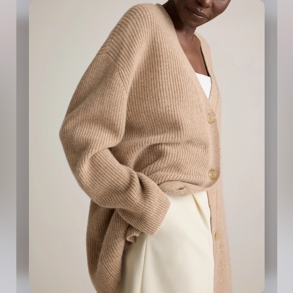 LAST ONE 🔥Quince🔥 Mongolian Cashmere Oversized Boyfriend Cardigan Sweater